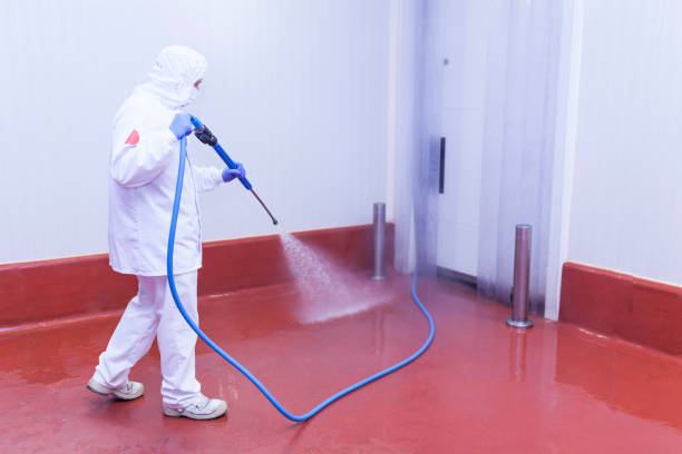 Animal Enclosure Cleaning in Austin, MN